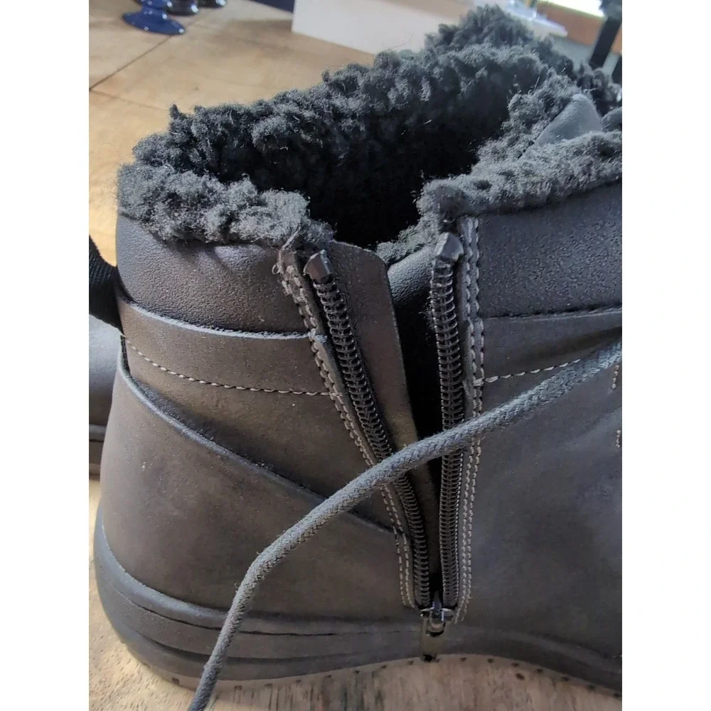 B-52 by Bullboxer Chukka Boots Men's Black Topper Lined Casual Boots Size 11 New